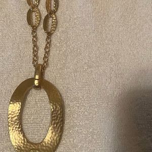 Chico’s NWT gold necklace, with lovely design.